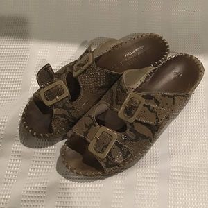 La Plume leather Italian sandals